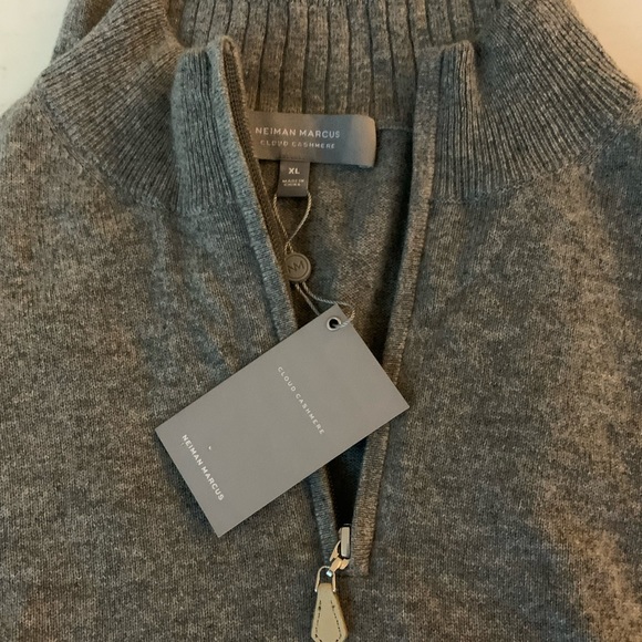 Neiman Marcus Other - NWT Neiman Marcus Cloud Cashmere Sweater